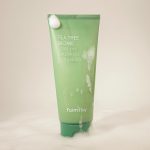 Успокаивающая пенка для умывания FarmStay Tea Tree Biome Calming Acne Foam, 180 мл